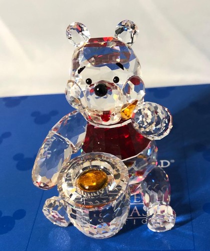 Crystal world disney showcase - world,