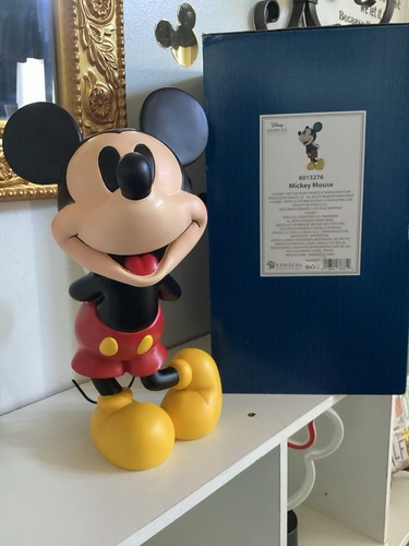 Disney showcase large mickey - disney,